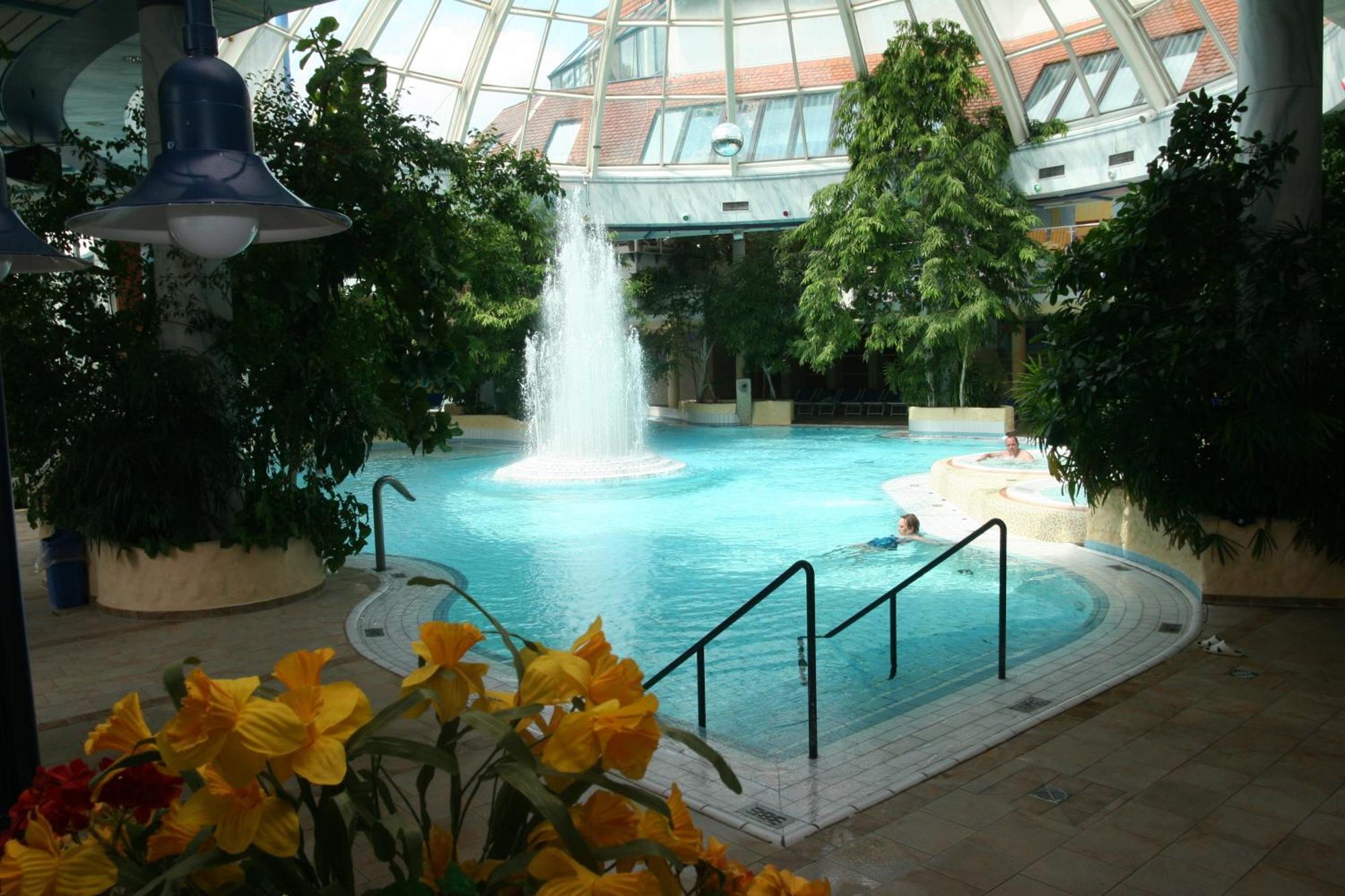 Vital Hotel Westfalen Therme Wellness Resort & Spa Bad Lippspringe Ngoại thất bức ảnh